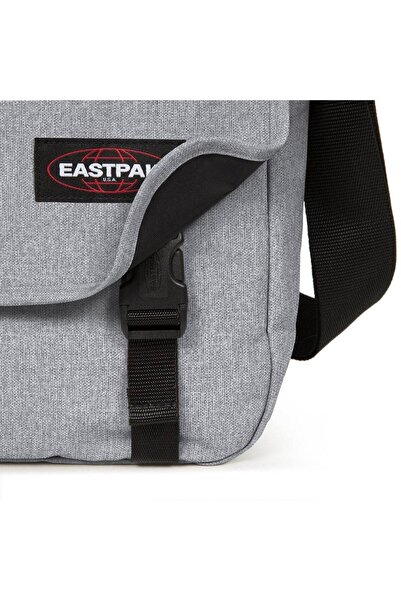Eastpak Делегат + Сива чанта през рамо