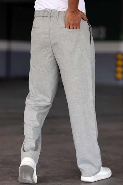 CoolLook Stretchy Fabric Pleated Four Pockets Regular Elastic Waist Lined Inside Zipper Stretchy Baggy Pants