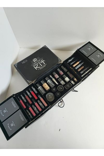 Kerry Gold A cosmetic box in one box for all your cosmetic products. Black