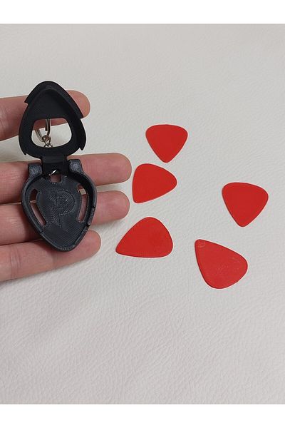 CharmFancy Pena Holder Keychain Organizer (5 Pena Capacity)