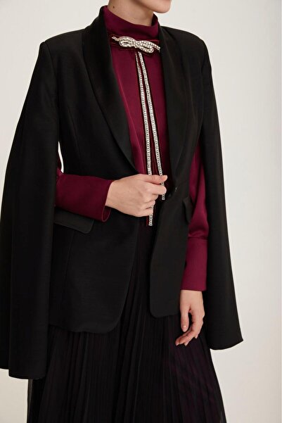 BALA COUTURE Şal Yaka Fantezi Ceket

Kol içi Mürdüm Renk Astarlı