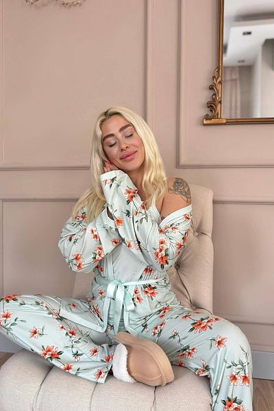 Pijamaevi Mint Floral Breeze Exclusive Women's Pajama Set with Knitted Dressing Gown