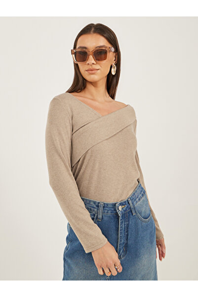 Styli بلوزة محبوكة بأكمام طويلة ورقبة غير متماثلة