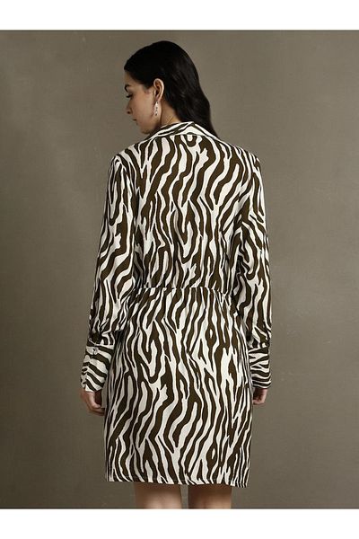 Dennis Lingo By Styli Abstract Printed Wrap Dress
