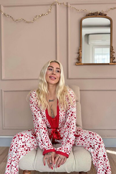 Pijamaevi Red Blossom Exclusive Women's Pajama Set with Knitted Dressing Gown