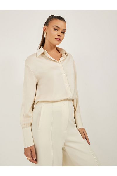 Styli Solid Buttoned Down Spread Collar Shirt
