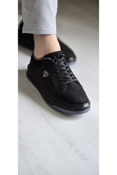 Melinta Shoes حذاء ميلينتا T054 من الجلد الأسود برباط