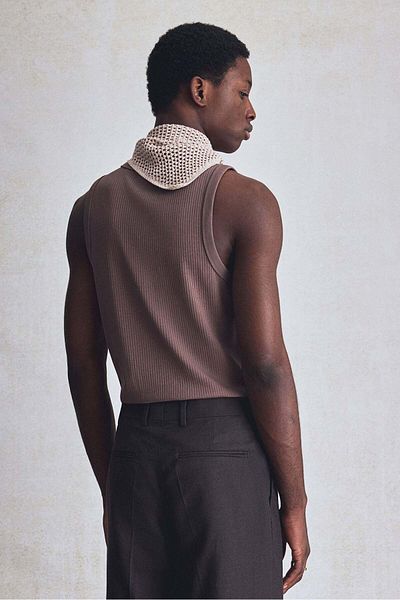 H&M بلوزة صدرية مضلعة بقصّة Slim Fit