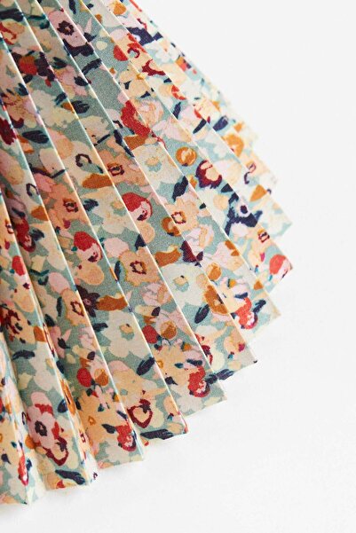 H&M Pleated lamp shade