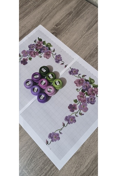 MODATU Kanaviçe seccade için ip ve şablon kiti / mor ve mürdüm menekşeler modeli