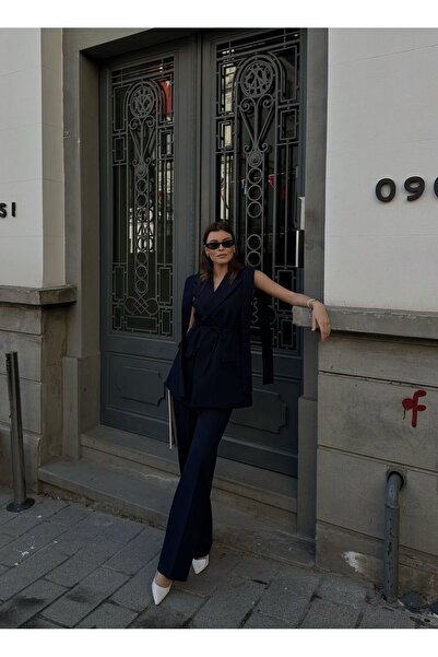 MODA Жіночий оверсайз блейзер з деталями на плечах, комплект темно-синій