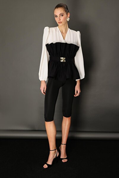 Moda İlgi Modailgi  Kemeri Metal Tokalı Koton Kumaş Garnili Büzgülü Volanlı Bluz Ekru