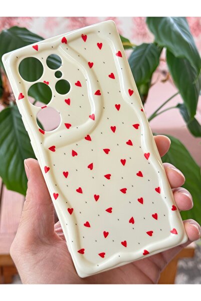 Fibaks Galaxy S22 Ultra Kılıf Kamera Korumalı Dalga Kenarlı Kırmızı Kalp Desenli Silikon Kapak