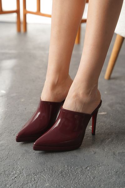 Ayakkabı Ateşi Women's Short Platform Slippers - Thin Heeled Miole Claret Red Patent Leather