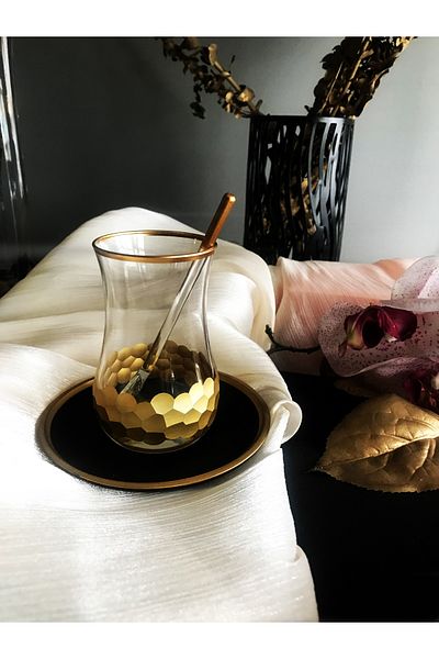 DECOSTYLE Gold Super Honeycomb Patterned Glass Plate 12 Piece Tea Set