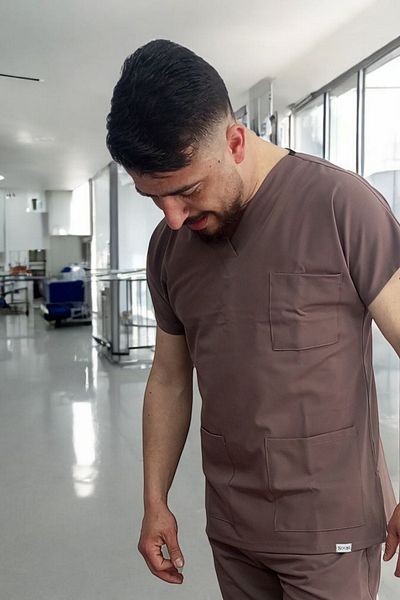 SoonScrubs Sleek Solution to Unisex Design: Espresso Top