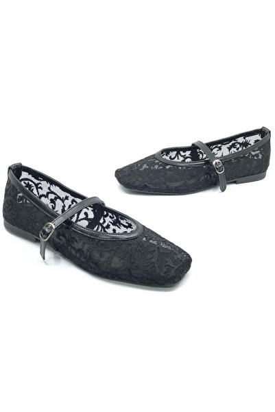 KCMN Feles Dantel Detaylı Küt Burun Kadın Babet Ayakkabı SİYAH