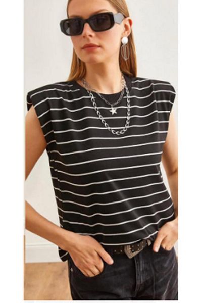 MaSoMi Black Padded Striped T-Shirt