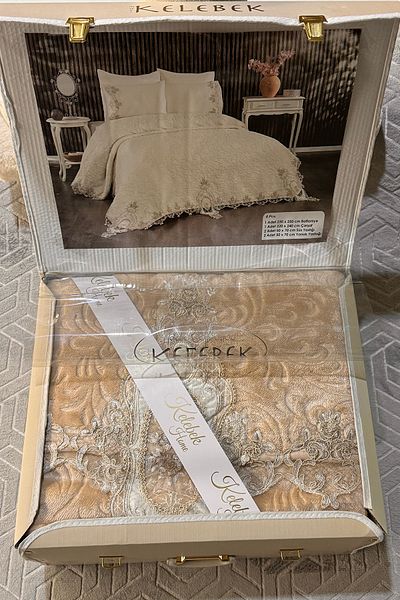trivago halı Double Butterfly Print French Laced Bridal Blanket and Sheet Set - Custom Bag