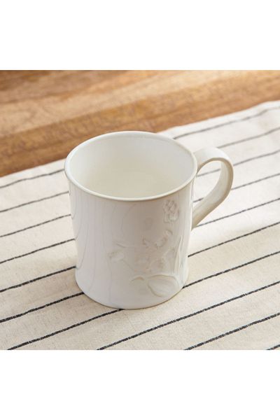 Home Box Artful Mug