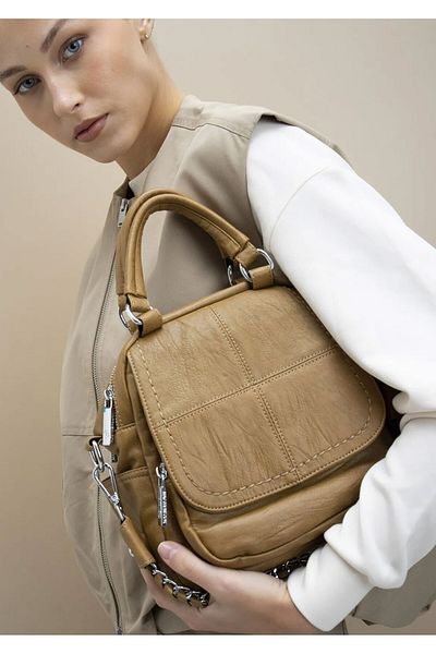 Matthew Cox Byn1021 Both Hand and Backpack Women