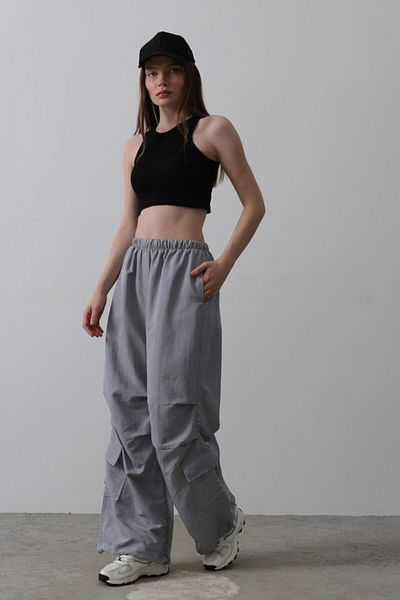 leyla sanat sanata yeni bir bakış açısı Leyla Sanat a New Perspective on Art Parachute Cargo Pants - Anthracite