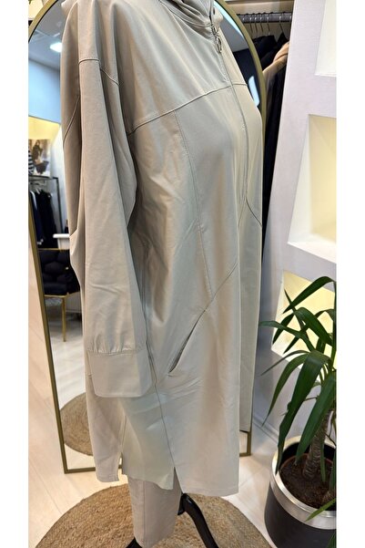 Invee Hooded Raincoat 7045 Liked Style