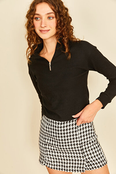 EYYE Чорний боді з блискавкою та шнурком