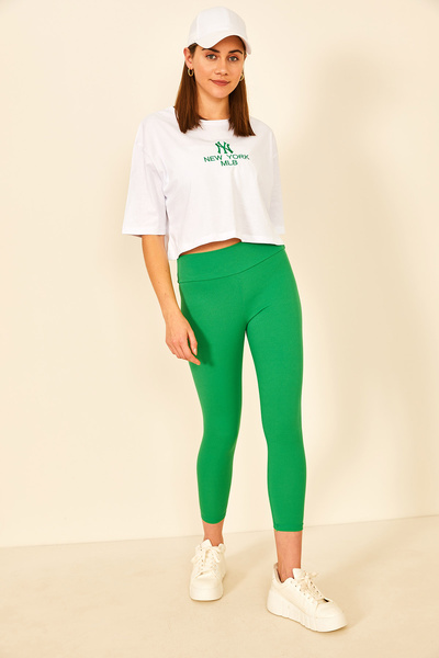 EYYE Жіночий футболка з зеленим вишитим коміром