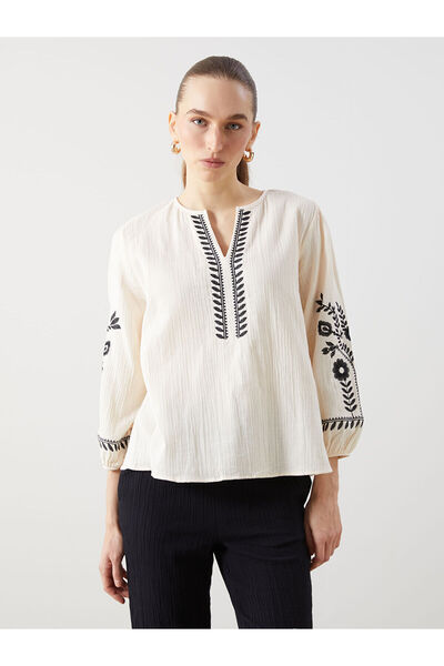 LC Waikiki Nevavm Farkıyla Kaçık Collar Embroidered Oversize Women's Blouse