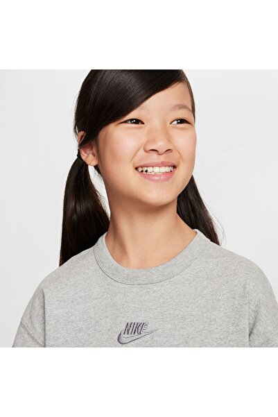Nike K Nsw Tee Emb Futura Lbr P Ess - Dkgreyheather