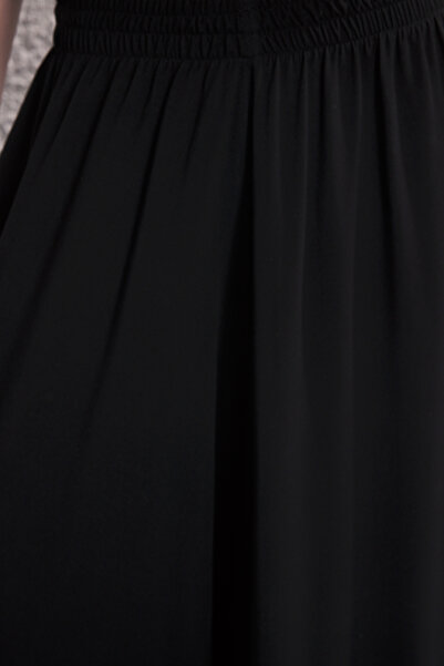 Trendyol Collection Černé elastické pasové měkké pohodlné látkové široké nohavice Extra široké tkané kalhoty TWOSS25PL00103