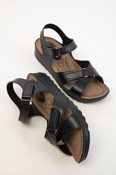 SOHO Women's Black Sandals 17875