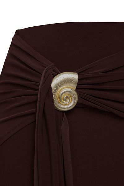 Trendyol Collection Brauner, taillierter, lang gestrickter Rock in limitierter Auflage mit Accessoire-Detail TPRSS25ET00004