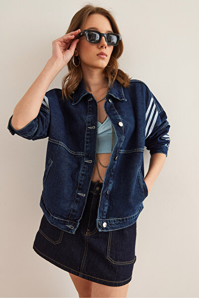 Olalook Жіноча темно-синя джинсова куртка CKT19000421 з 3 серіями детальних кишень