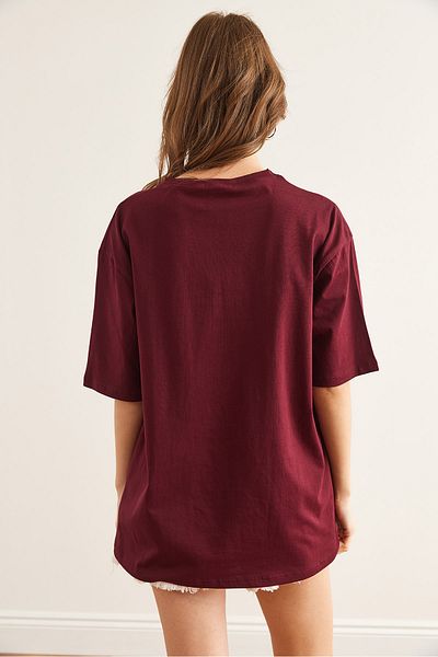 Olalook Tricou de damă cu imprimeu cu ochi burgundy cu detalii din folie TSH- 19000770