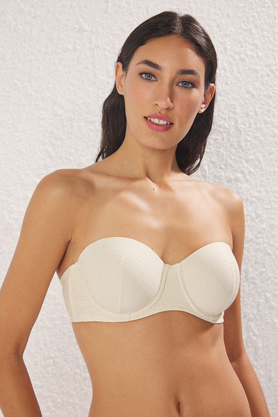 Trendyol Collection Ten Micro Stripes Covered Trägerloser Strick-BH THMSS25SU00040