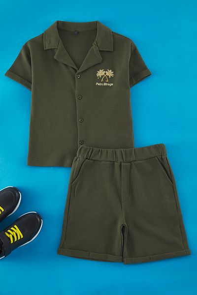 TRENDYOLKIDS Khaki férfi gyermek 100% pamut hímzett ing-rövid texturált kötött alsó-felső szett TKDSS25AU00119