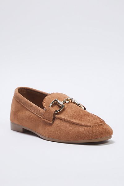 TRENDYOL SHOES Svetlohnedé semišové doplnky Detailné dámske mokasínové topánky TAKSS25LA00000