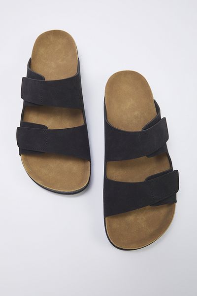 TRENDYOL SHOES Schwarze Nubuk-Hausschuhe mit flacher Sohle und Klettverschluss für Herren TAKSS25TE00034