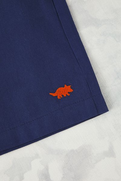 TRENDYOLKIDS Sötétkék női gyermek 100% pamut hímzett rövidnadrág és Bermuda TKDSS25SR00017