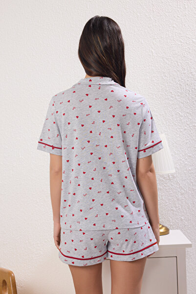Trendyol Collection 100% bavlna Melange Heart Slogan Šortky Pyžamový set Šedá THMSS25PT00405