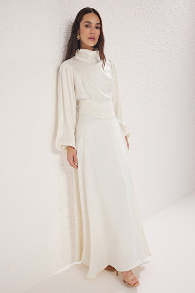 Trendyol Modest Ecru Pirate Svatební tkané saténové svatební / speciální šaty na zbraň