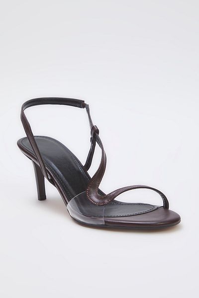 TRENDYOL SHOES Ciemnobrązowe damskie klasyczne buty na obcasie Takss25To00070