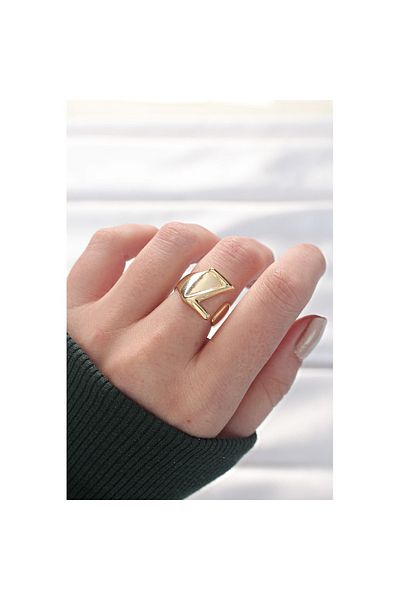 Skygo Z Letter Gold Color Adjustable Ring - Tj-Byk3153