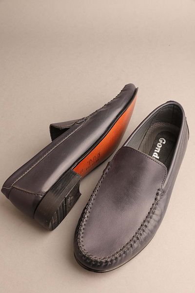 Gondol Loafer clasic pentru bărbați din piele naturală violet 39 ttx.293