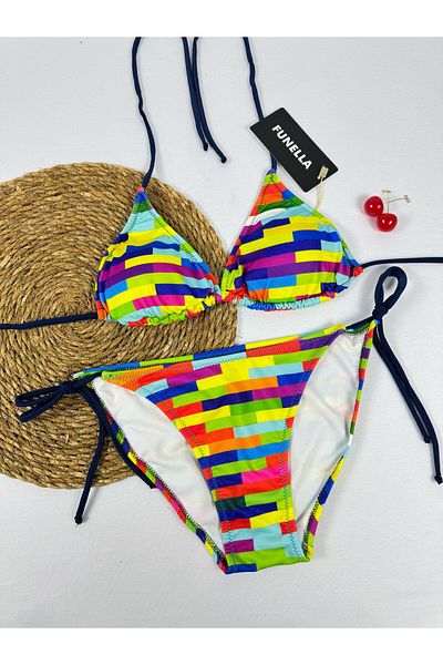 FUNELLA Square Tie Dye Patterned Stylish Women's Bikini Set with Tie on Side and Neck