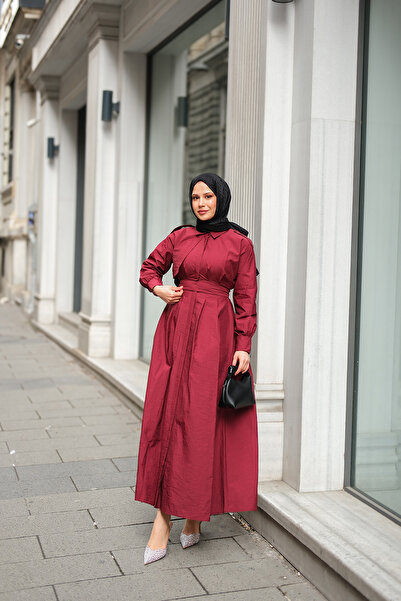 LOCCO Women's Hidden Button Epaulet Detail Dress Claret Red