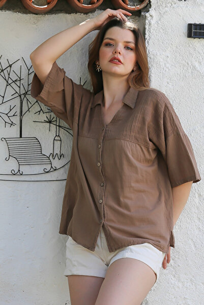 Chiccy Ανοιχτό καφέ - Κοντό μανίκι με κουμπιά που πλένεται με σχισμή casual πουκάμισο 66-60