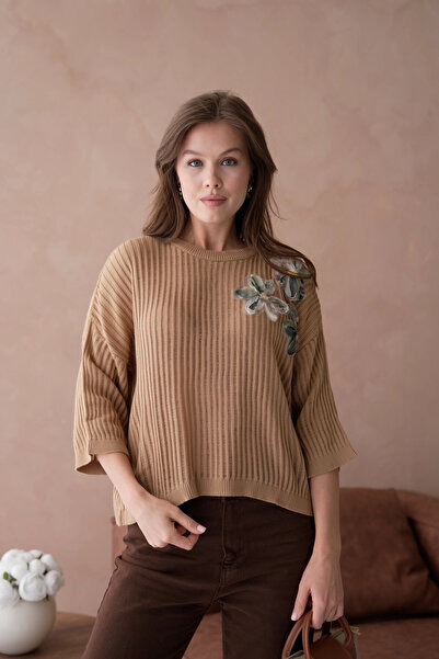 Park Karon Ανοιχτή πλεκτή μπλούζα με απλικέ Crew Neck